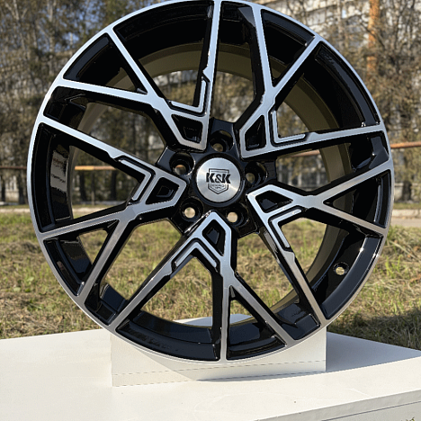 Вудроф (КС1044) 7.000xR18 5x115 DIA70.2 ET43 алмаз черный Вудроф (КС1044) 7.000xR18 5x115 DIA70.2 ET43 алмаз черный
