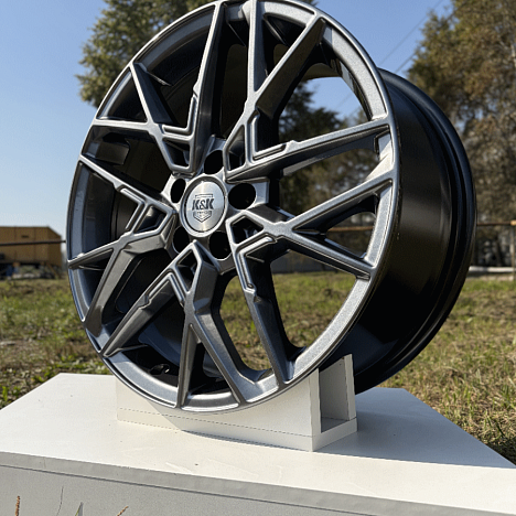 Вудроф (КС1044) 7.000xR18 5x115 DIA70.2 ET43 дарк платинум Вудроф (КС1044) 7.000xR18 5x115 DIA70.2 ET43 дарк платинум